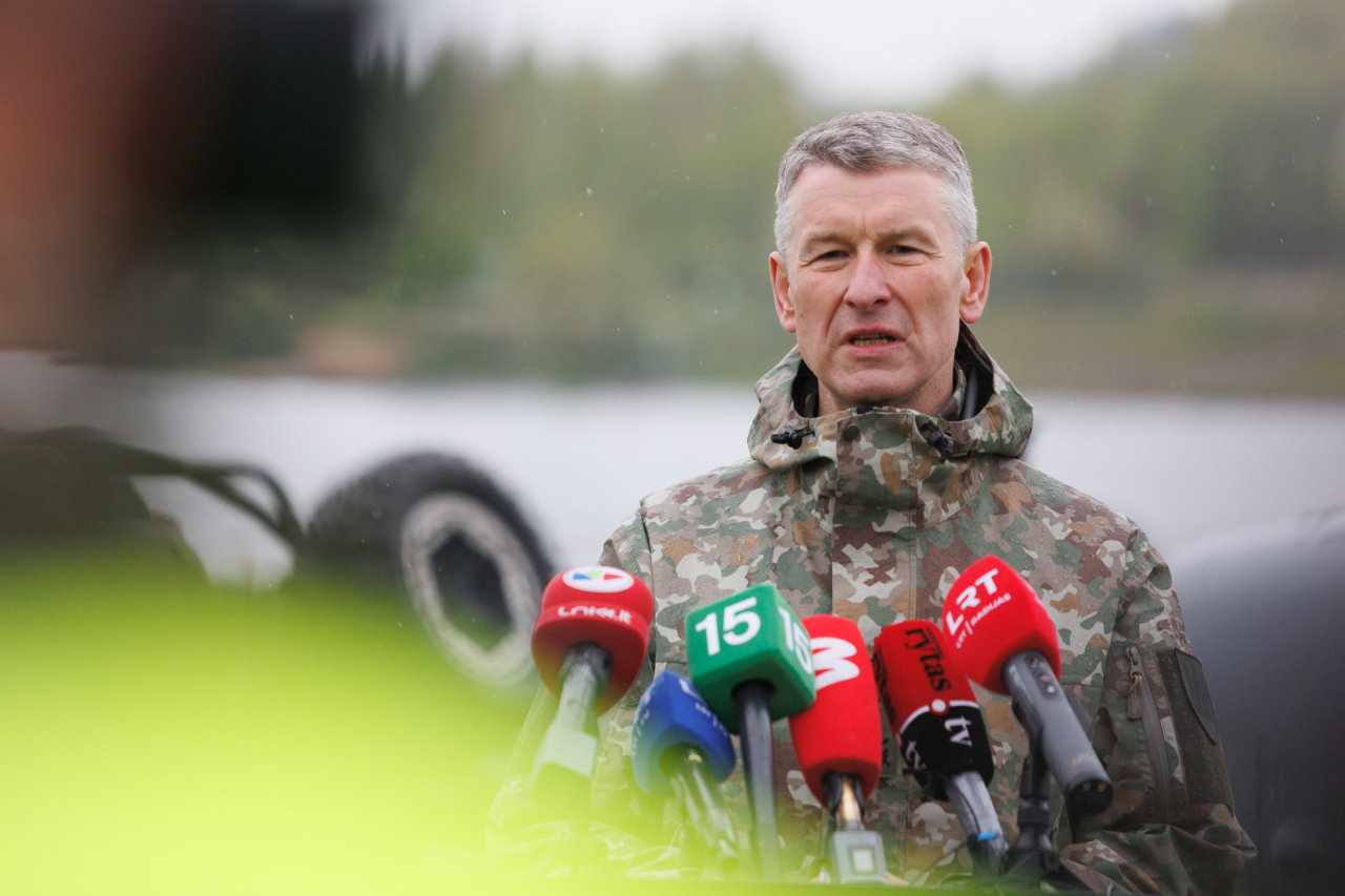 Kariuomenės vadas: NATO patobulins atgrasymo ir gynybos struktūra regione