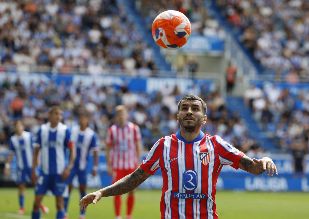 „Atletico“ žaidė blankiai, o „Atletico“ sirgaliai nusiaubė konkurentų barą