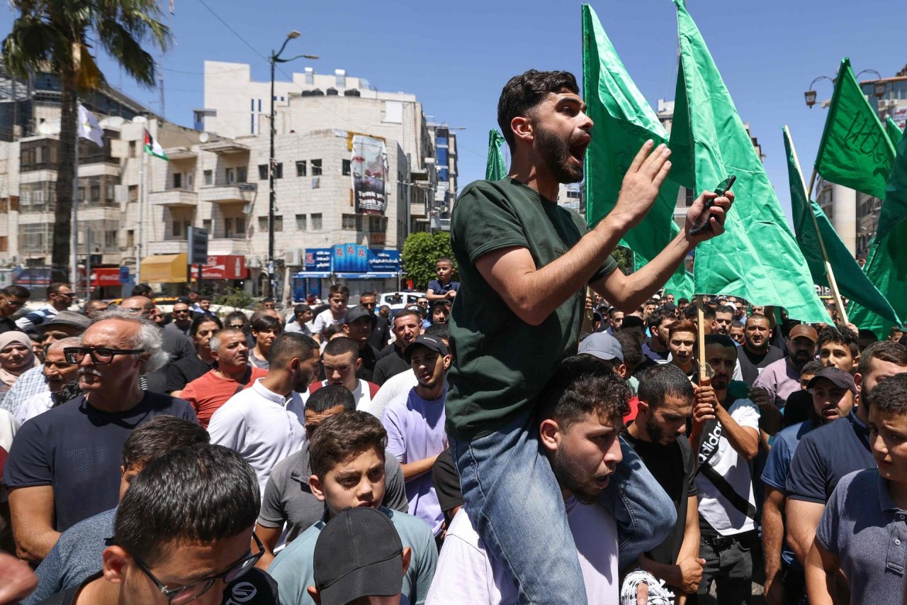 „Hamas“ lyderis negyvas: kokie bus I.Haniyeh nužudymo padariniai?
