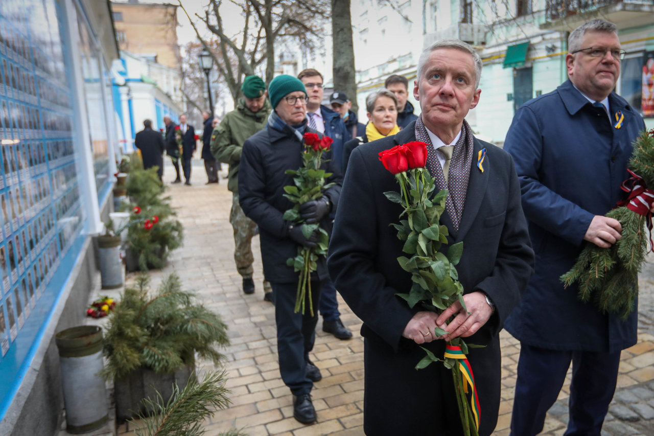 Lietuvos ambasadorius – apie V.Putino įžeidinėjimus, pasirengimą Kijevo gynybai ir galimą G.Nausėdos vizitą