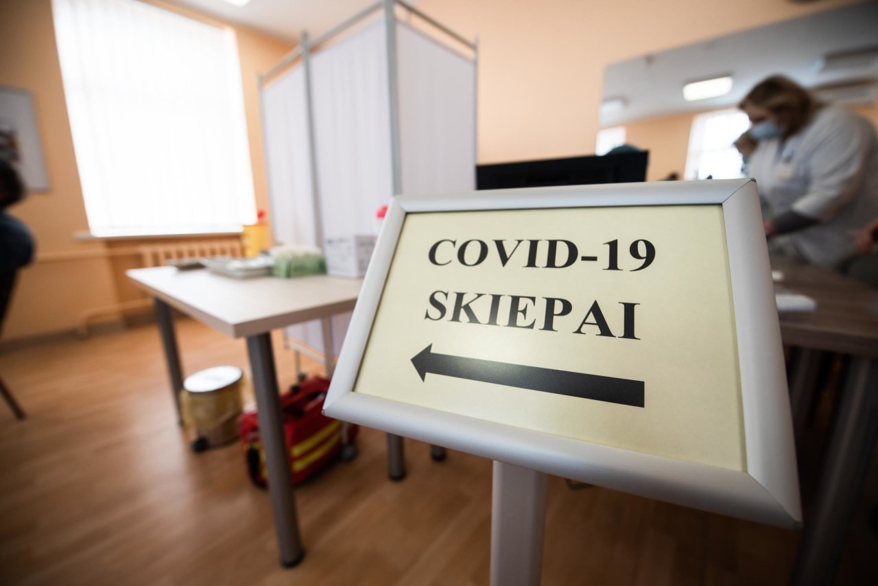 Koronavirusas Lietuvoje: nustatyti 3368 nauji atvejai, mirė 9 žmonės