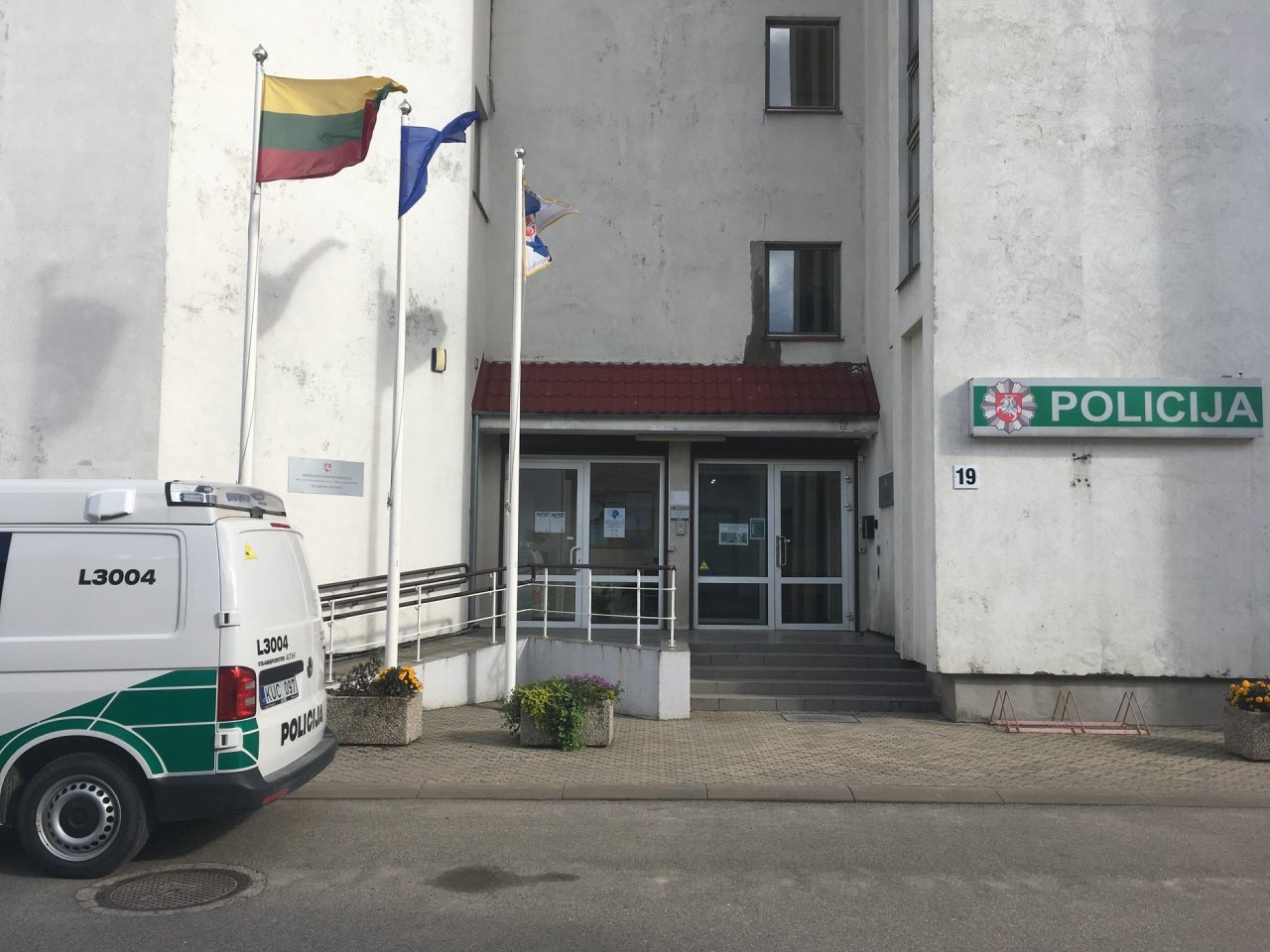 Kretinga policijos pareigūnus vilios 5 tūkst. eurų išmoka
