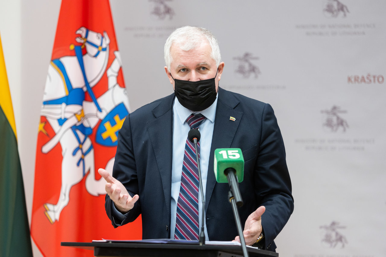 A.Anušauskas sveikina NATO sprendimus padidinti pajėgų parengtį
