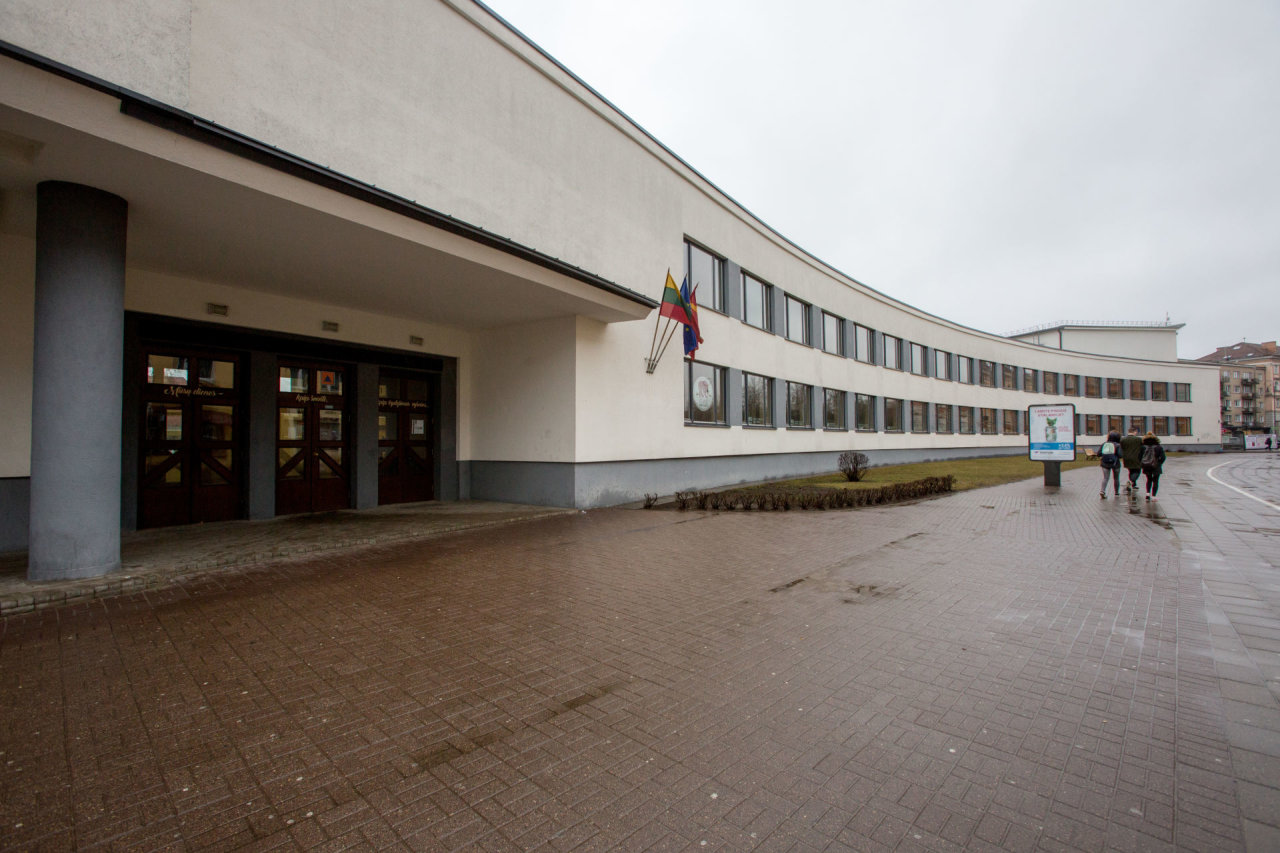 Salomėjos Nėries gimnazijos Vilniuje nebelieka – patvirtintas naujas pavadinimas