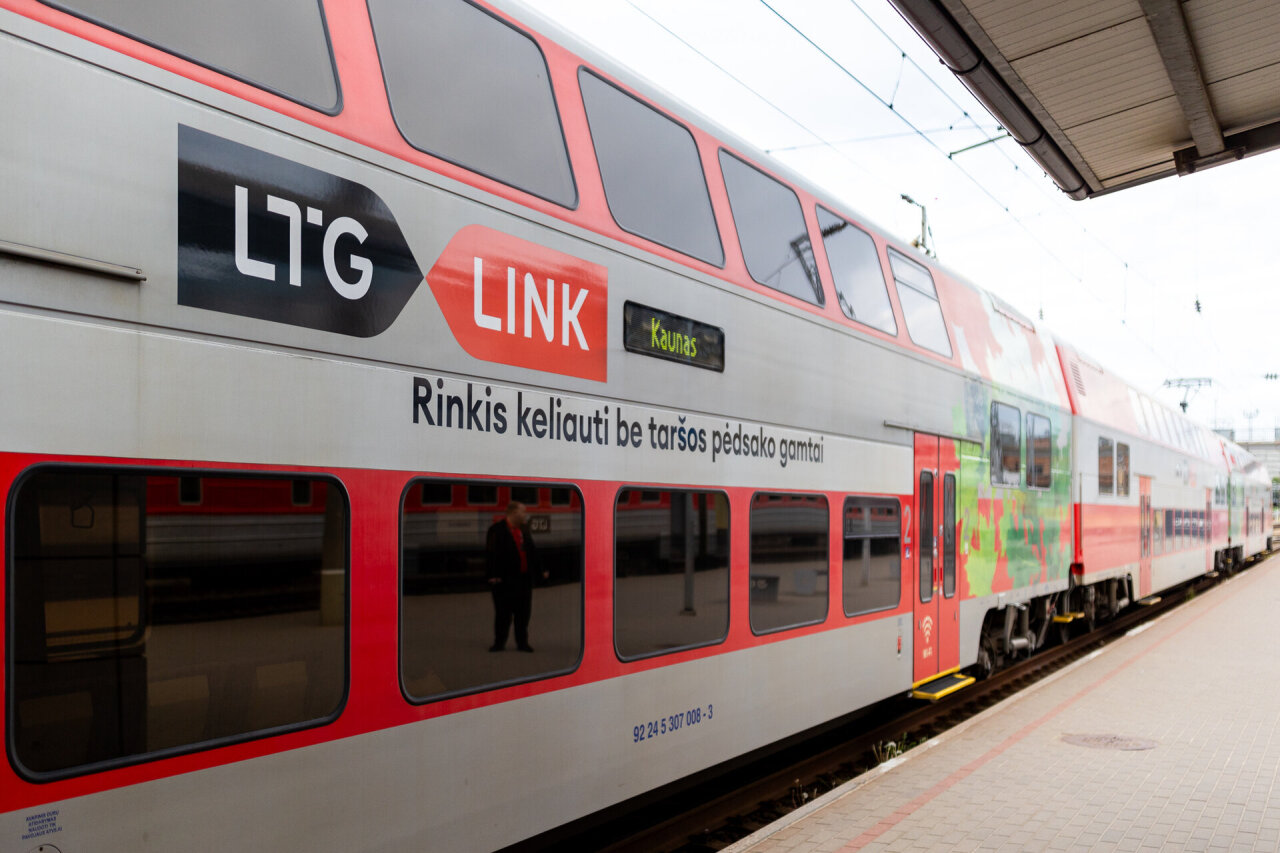 Oro pavojaus metu – kelionė pagal grafiką: skaitytoja kelia klausimą dėl „LTG Link“ veiksmų
