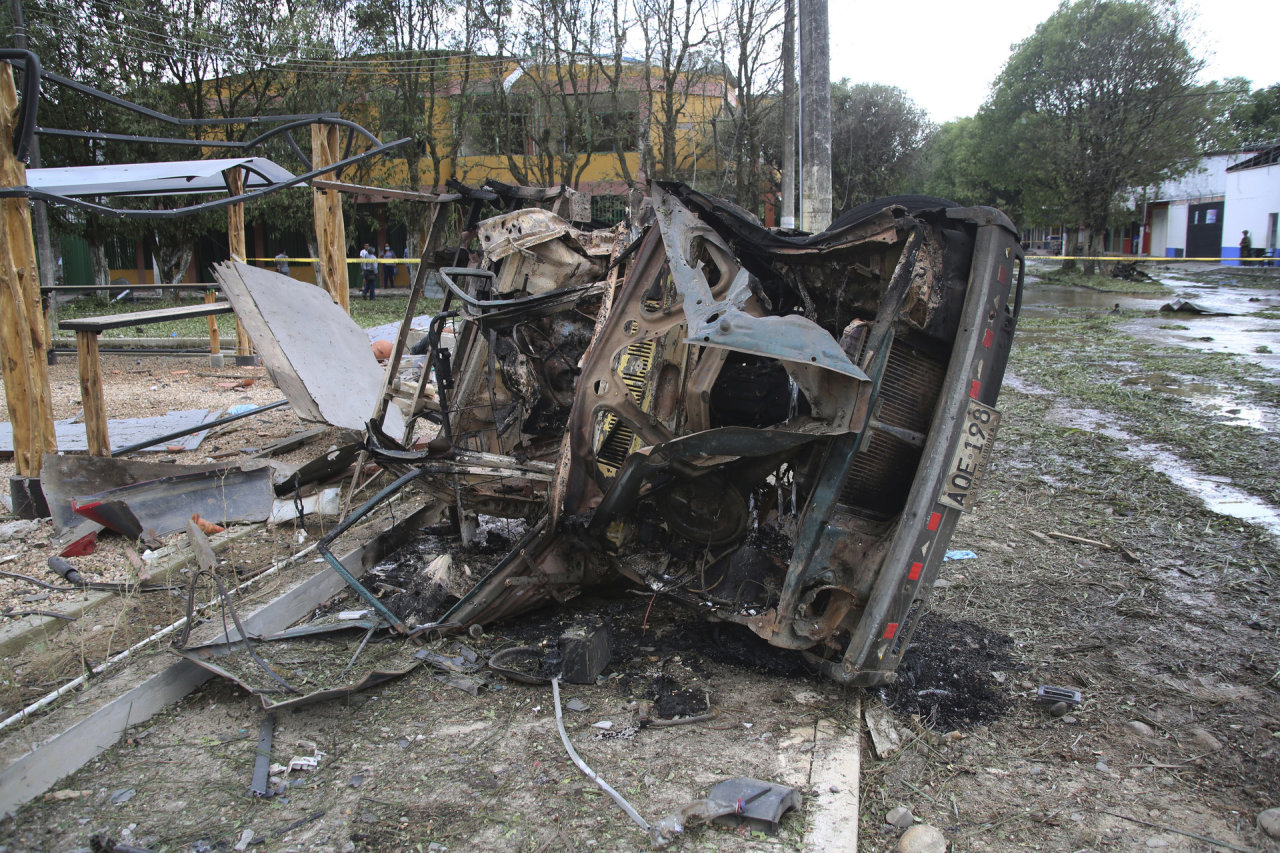 Kolumbijoje sprogus automobiliui žuvo žmogus, dar keturi nukentėjo