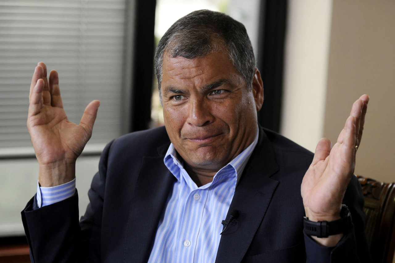 Belgija atmetė Ekvadoro prašymą išduoti eksprezidentą R.Correą