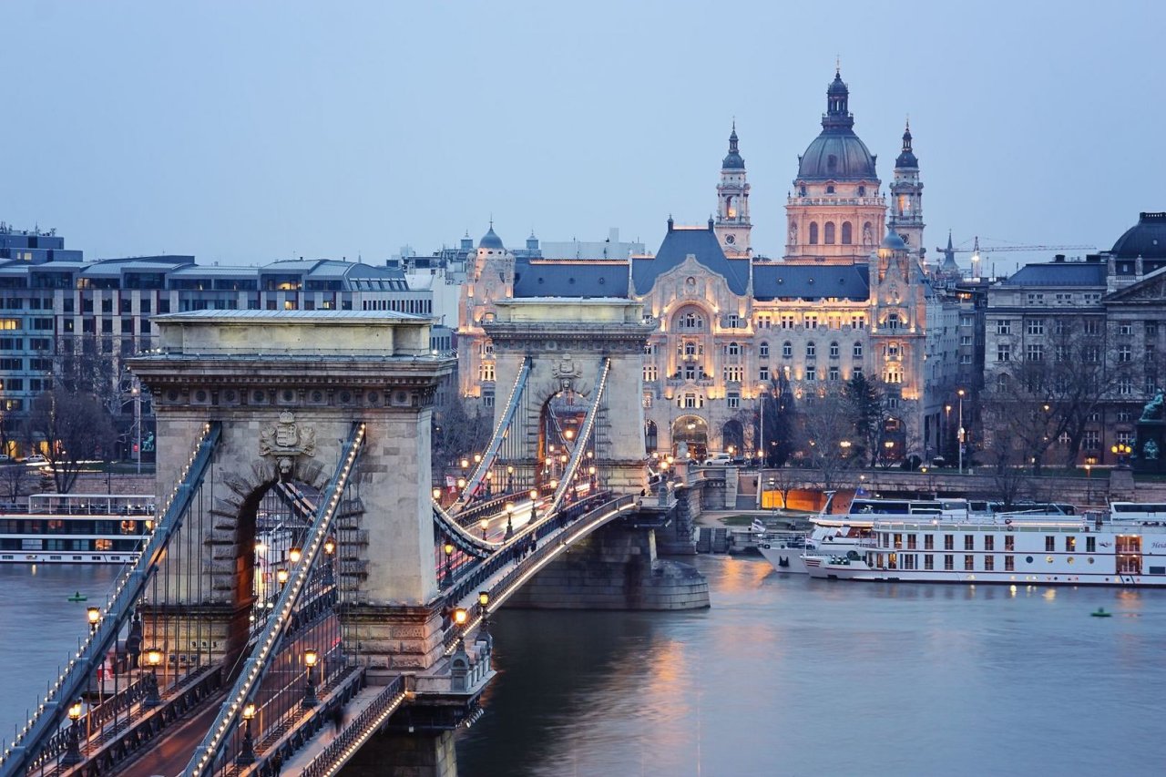 Vengrijos užsienio reikalų ministras: Budapeštas nepritaria „neįgyvendinamam“ planui