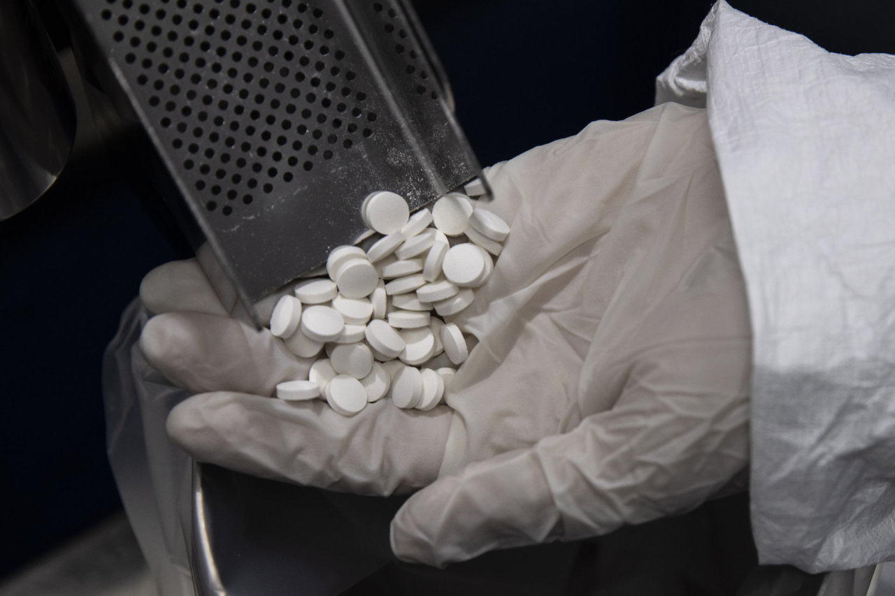 Nelegalią dopingo ir vaistų laboratoriją įkūrę vilniečiai gaminius platino visame pasaulyje