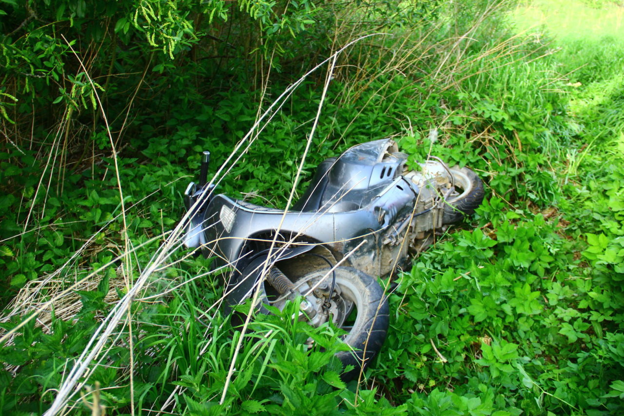 Vilkaviškio rajone žuvo jaunas mopedo vairuotojas