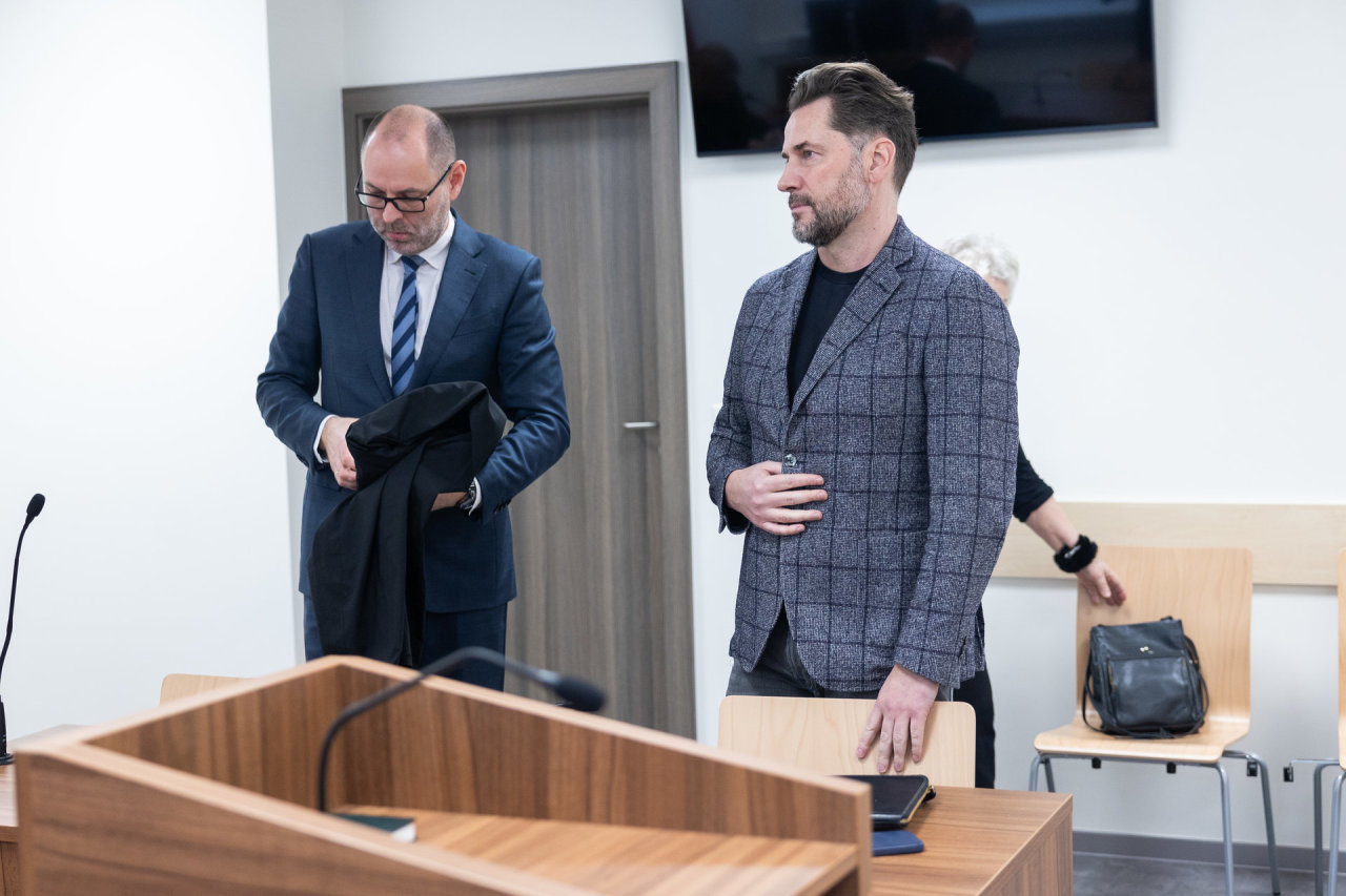 Nuomotu „Spark“ girtas važiavęs Dovydas Vitkaustas pabandė išvengti ir teistumo, ir didelių išlaidų