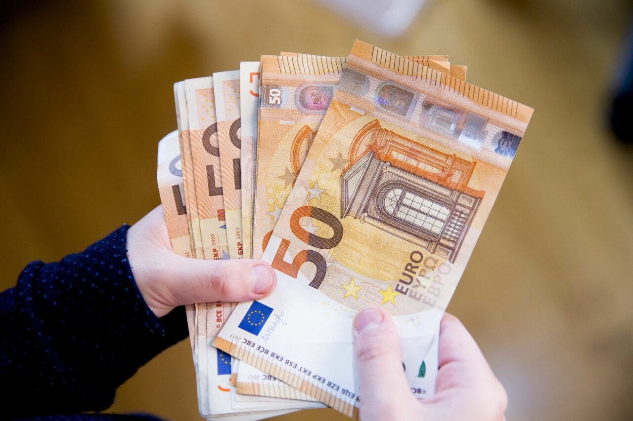 „Čekiukų“ bylose iš keturių rajonų politikų prokuratūra siekia išieškoti beveik 47 tūkst. eurų
