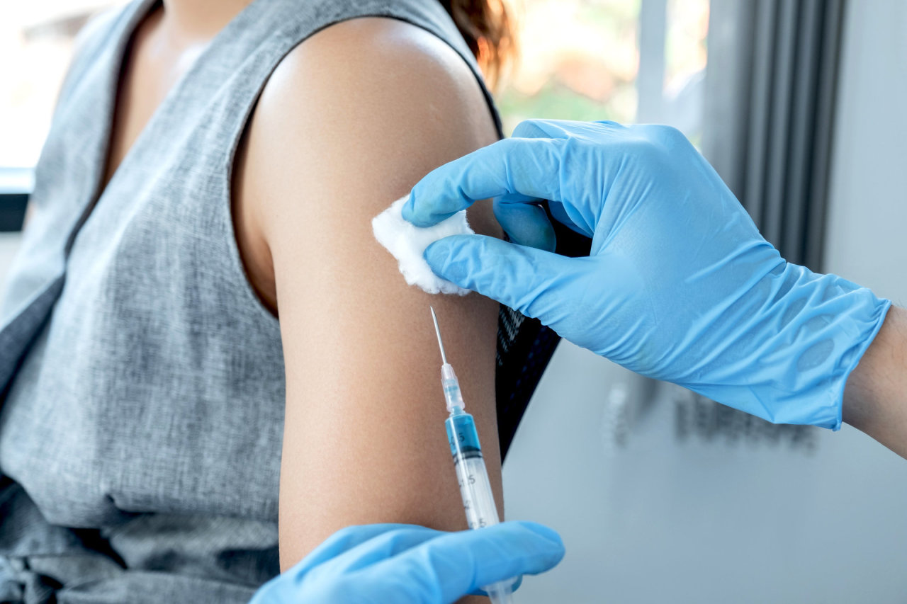 Lietuvą pasiekus gripo vakcinai – galimybė pasiskiepyti kartu ir nuo COVID-19