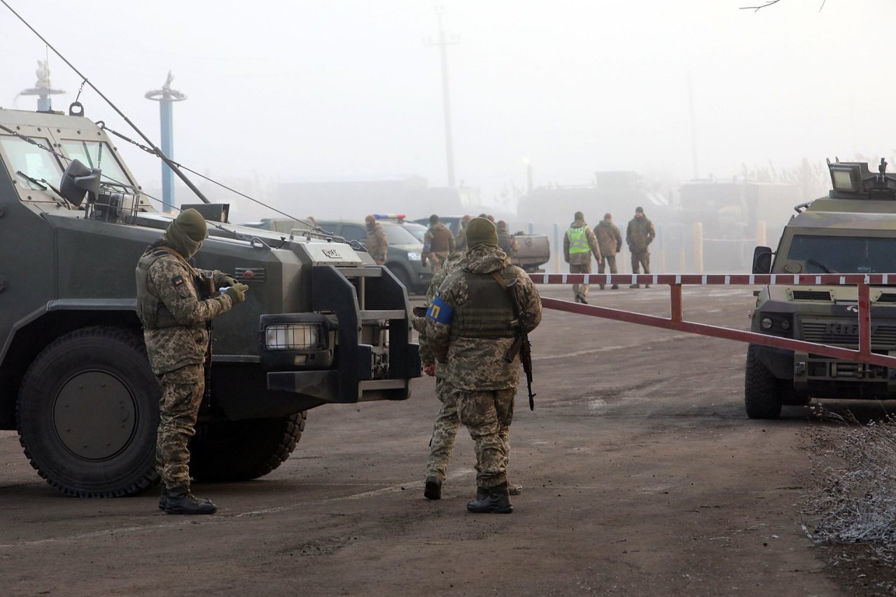 Ukraina prašo Vakarų daugiau ginklų, tvyrant nerimui dėl Rusijos karinės veiklos pasienyje