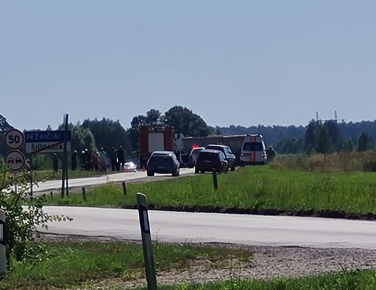 Tragedija Klaipėdos rajone: po susidūrimo su vilkiku žuvo „Toyota“ vairuotojas