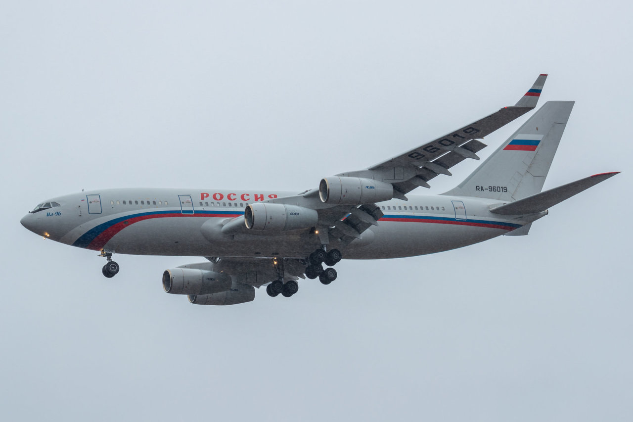 JAV neįsileidžia Rusijos lėktuvų, bet „prezidentinis“ lėktuvas – pakeliui į Vašingtoną