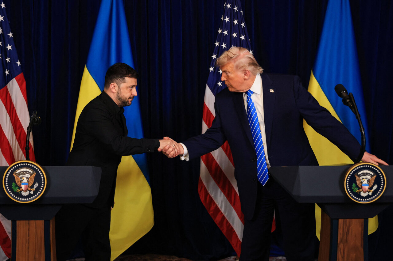 Žiniasklaida: Trumpas paragino Zelenskį drąsiau atakuoti Rusiją