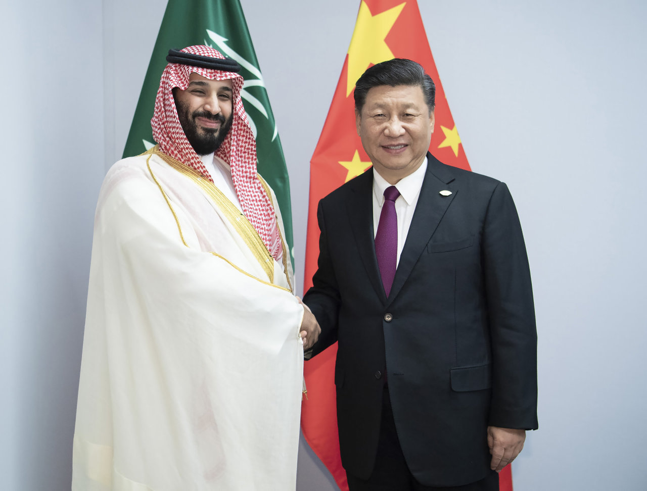 Gimsta naujas aljansas? Kinija vienijasi su Saudo Arabija, turi didelių tikslų