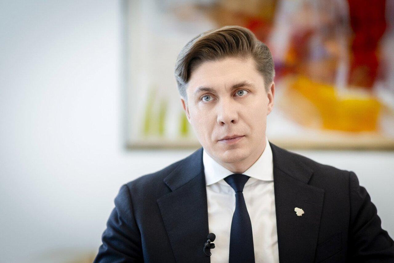 Premjeras: KAM paaiškinimus dėl gynybos lėšų panaudojimo suprantu, bet aparatas turi dirbti sparčiau