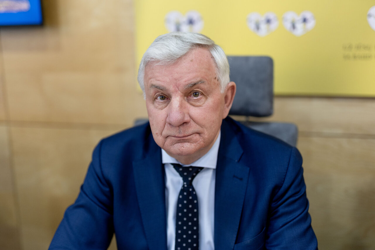 NSGK pirmininkas mato poreikį diskutuoti apie Konstitucijos keitimą dėl branduolinio ginklo