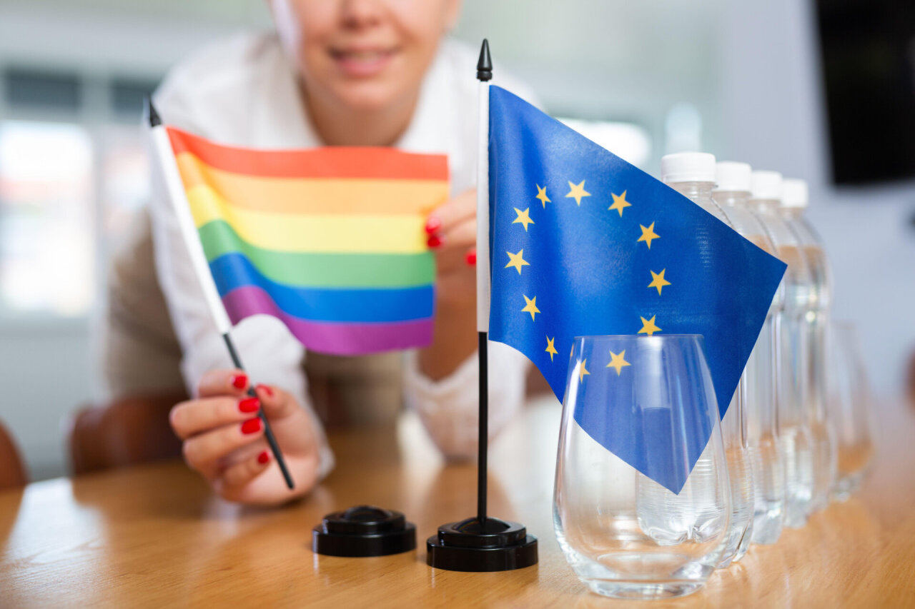 ES pasisakė dėl LGBTIQ „konversijos terapijos“