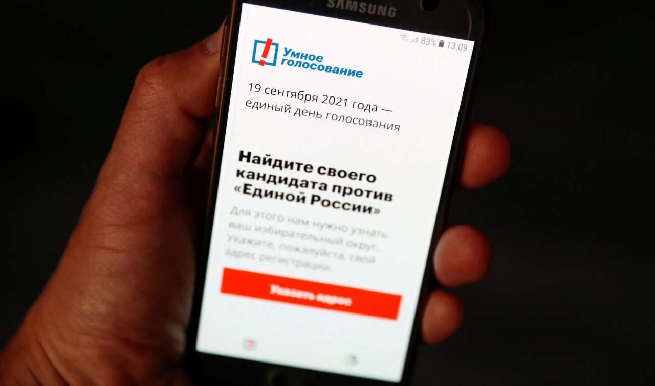 A. Navalnas kaltina „Google“ ir „Apple“ tampant V.Putino padėjėjomis