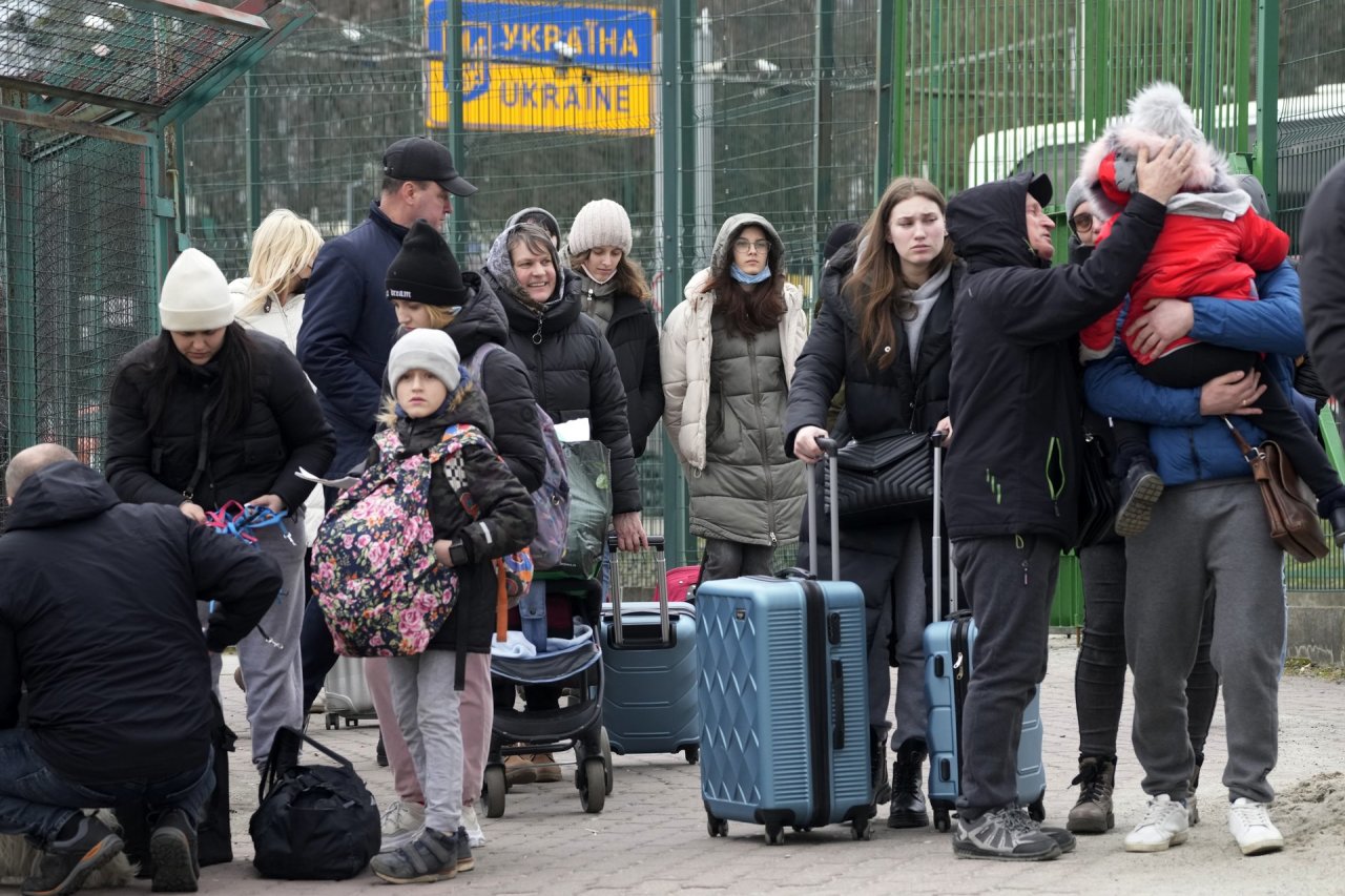 Lenkijos žiniasklaida: neoficialiais duomenimis, pabėgėlių iš Ukrainos gali būti ir 5 mln.