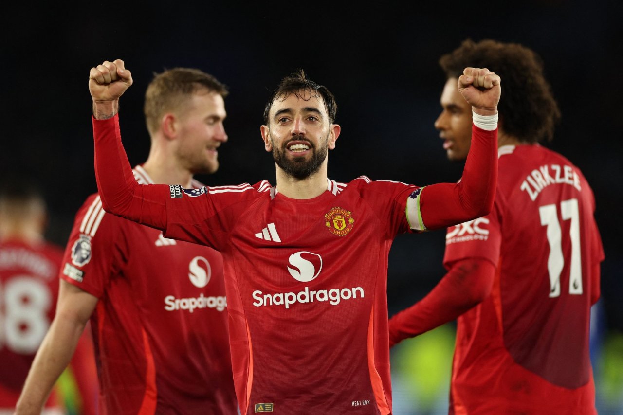 Kapitono klasė: įspūdingai žaidęs B.Fernandesas vedė „Man Utd“ į pergalę