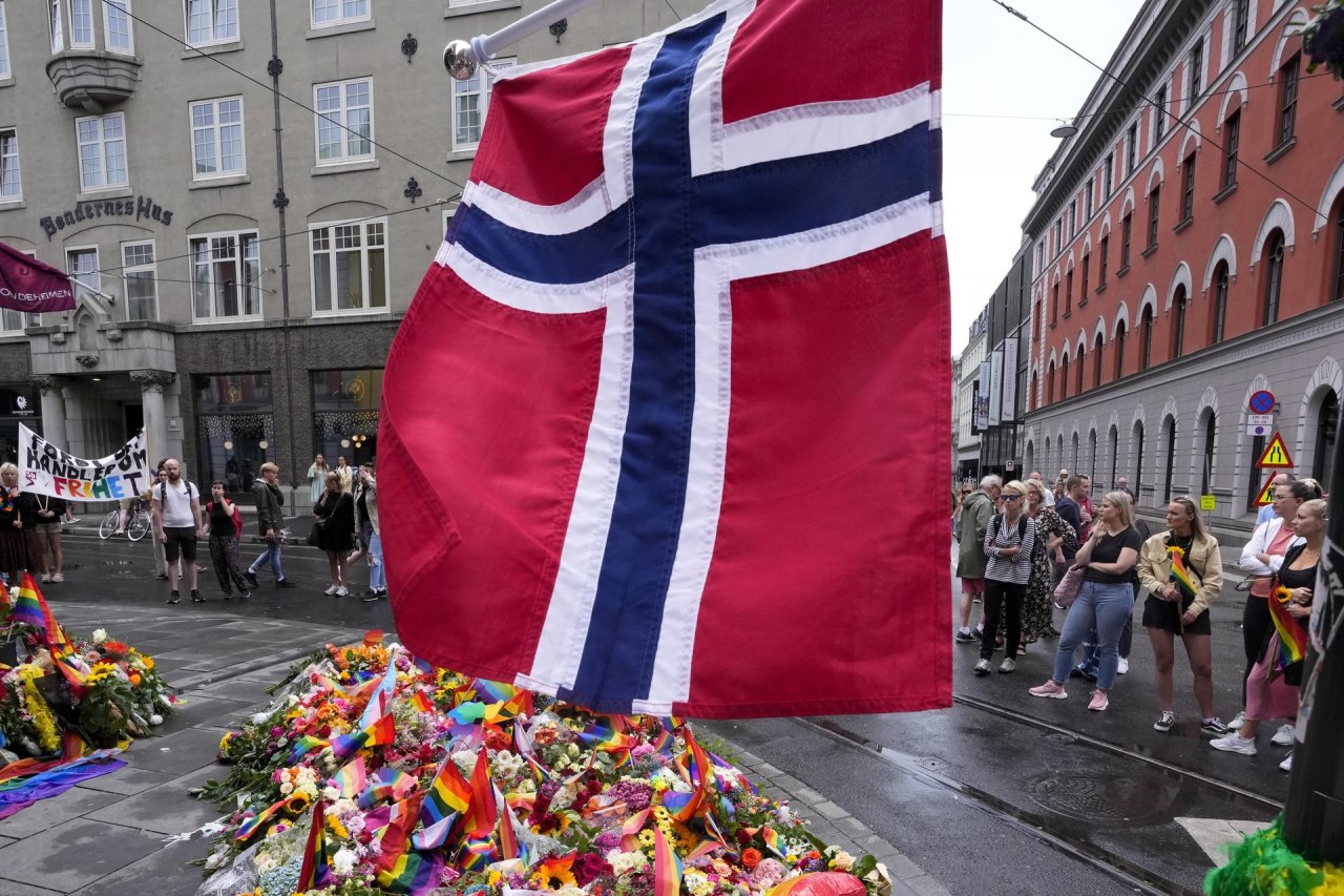 Norvegijos policija sulaikė dar du įtariamuosius dėl aukų pareikalavusių šaudynių Osle