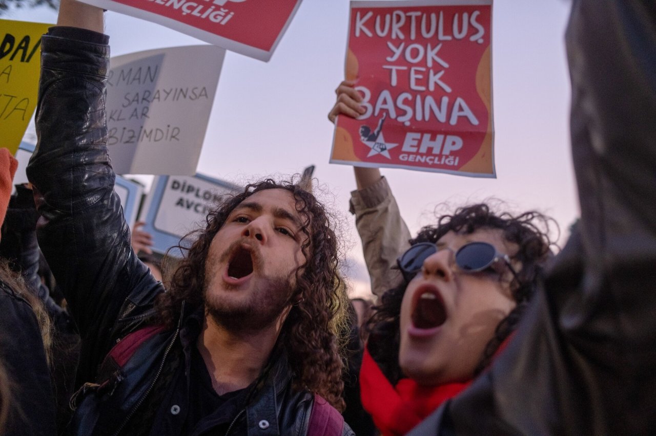 R.T.Erdoganas protestuotojams: Turkija nepasiduos gatvių terorui