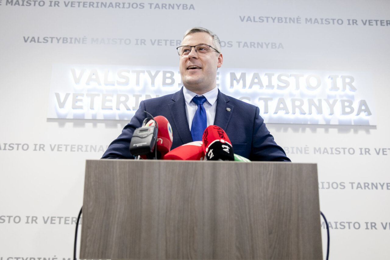 Valstybės vardu veikusios &bdquo;ver&scaron;elių mafijos&ldquo; cinizmas: suskaičiuodavo kiekvieną ky&scaron;io centą, o grobiu dalindavosi nesismulkindami