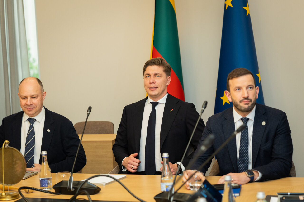 Socdemų ir demokratų lyderiai patenkinti koalicijos derybomis, jas baigti ketina kitą savaitę