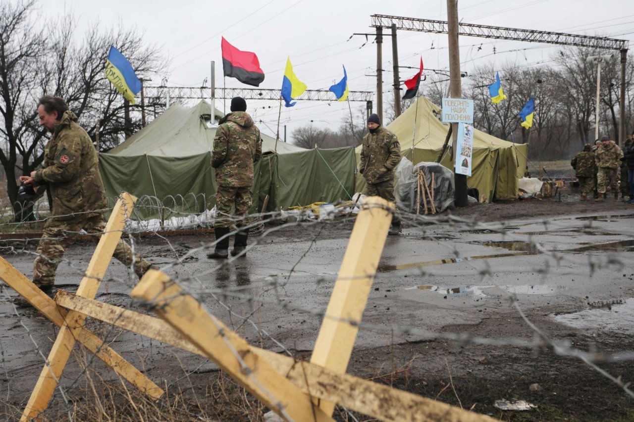 Ukrainos karių kasdienybė fronte: rusų provokacijos ir slegiantis laukimas