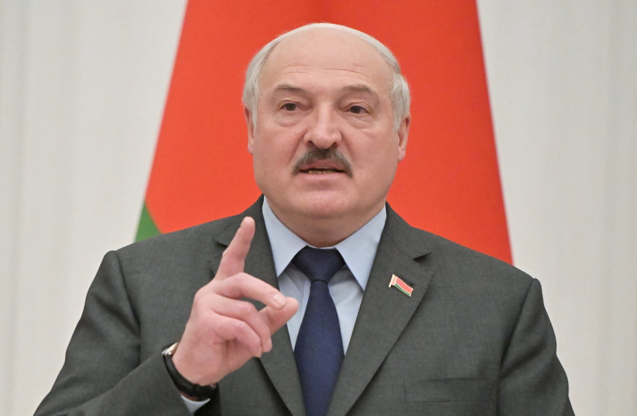 A.Lukašenka: Baltarusija planuoja įsigyti iš Rusijos modernios ginkluotės