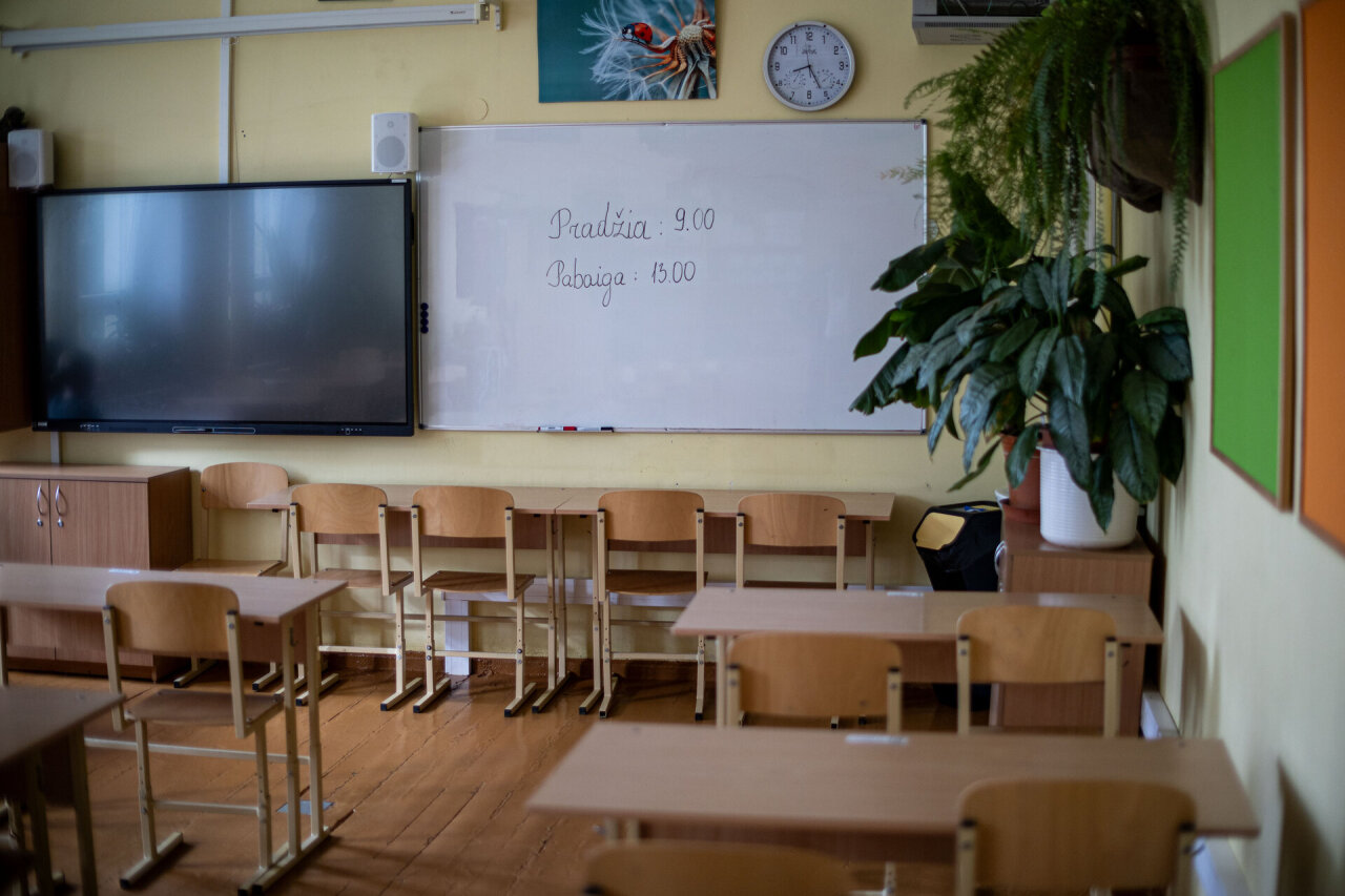 Matematikos egzaminui – ministerijos dėmesys: papildomų balų kol kas nežada, bet aptarimą surengė