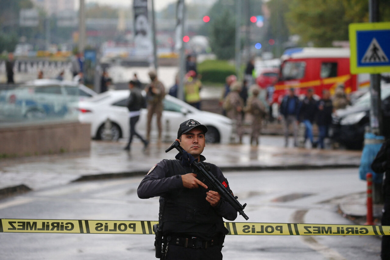 17-metis surengė &scaron;audynes Turkijoje: žuvo 4 žmonės, dar 8 sužeisti