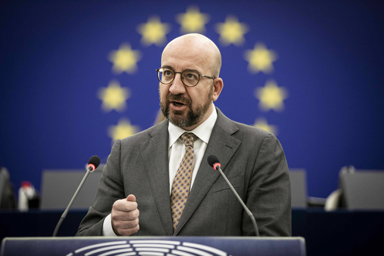 ES ragina Rusiją imtis „konkrečių“ veiksmų įtampai mažinti