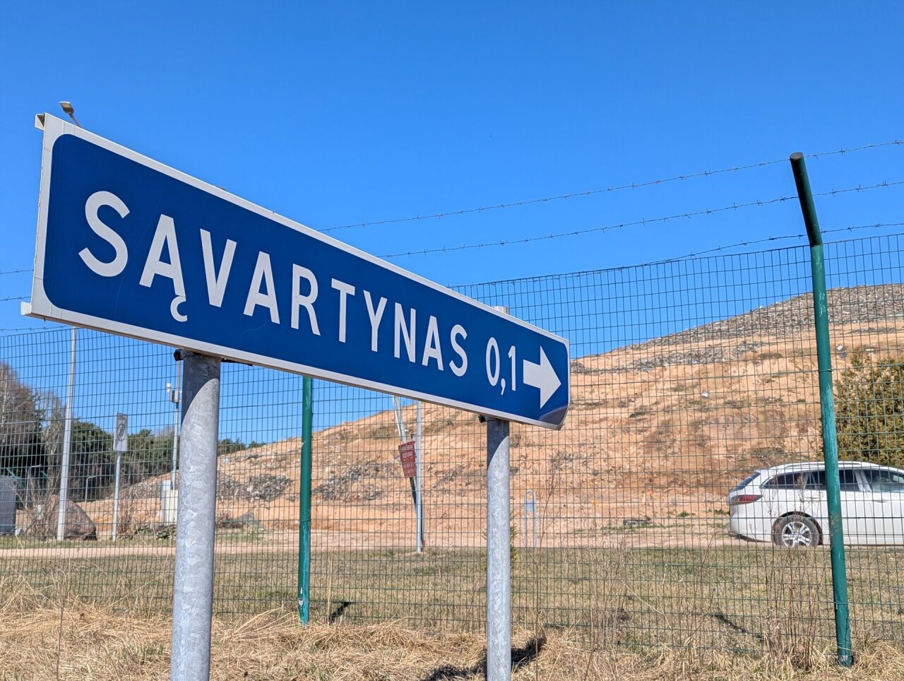 Susikirto dėl sąvartyno: gyventojams smirda, o eksploatuotojai sako susitvarkę