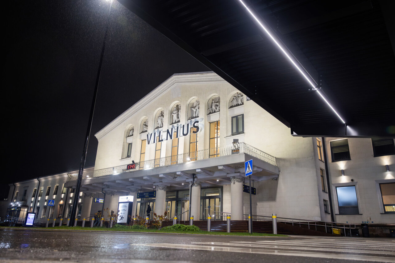 Vilniaus oro uoste rastas ir pašalintas į sprogmenį panašus objektas, skrydžiams įtakos neturėjo