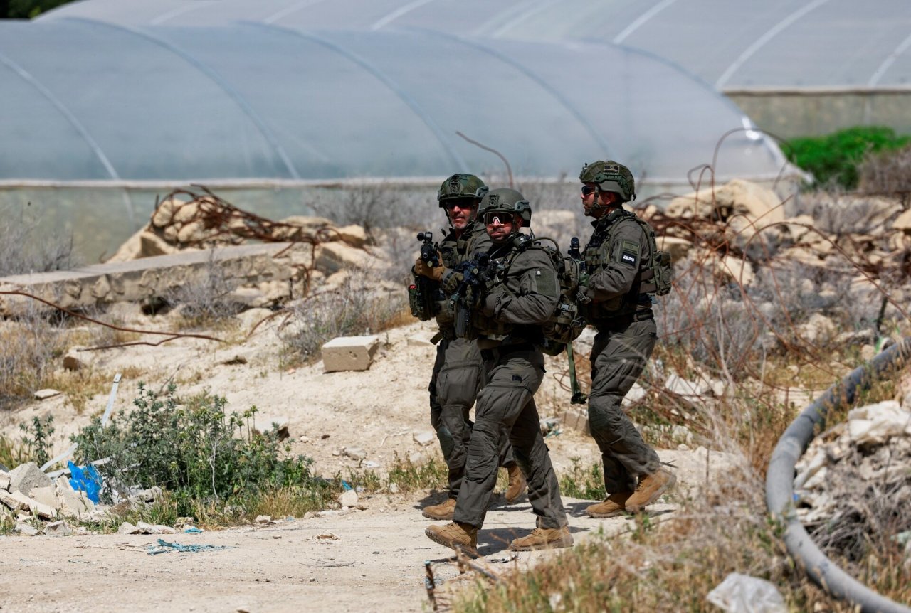 Izraelio kariuomenė patvirtino, kad Libano teritorijoje sužeista jos karių