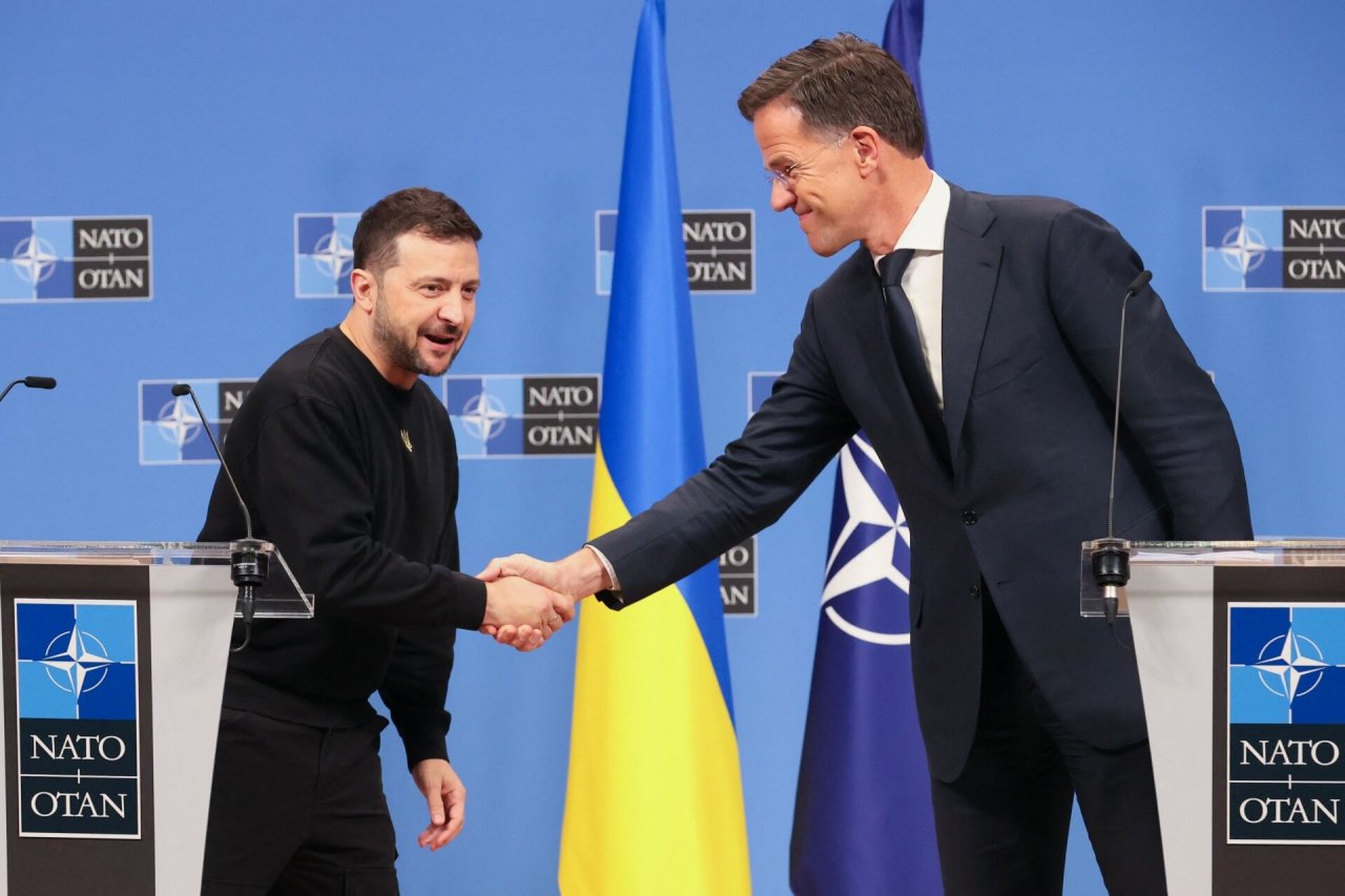 Ar NATO vadovas išties patvirtino, kad Ukrainos narystė NATO nebesvarstoma?