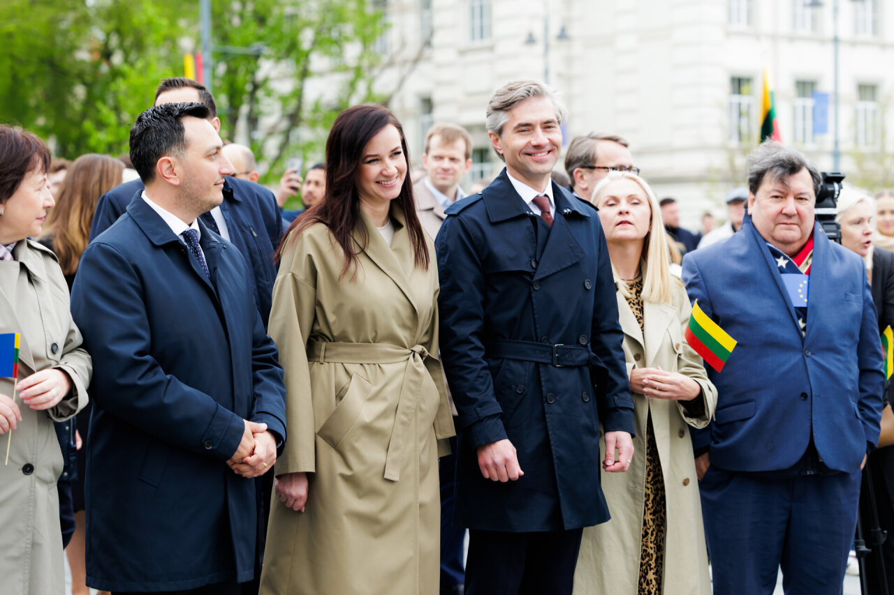 LSDP priekai&scaron;taujant K. Budriui dėl nepartinės viceministrės, jo atstovė sako, kad komanda veikia