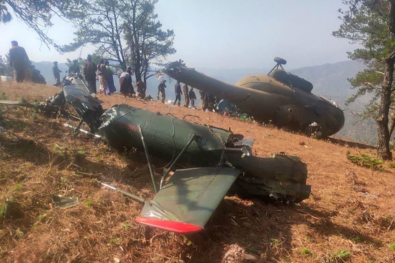 JT: taikdarių sraigtasparnio sudužimą Kongo DR galėjo sukelti „spindintis objektas“
