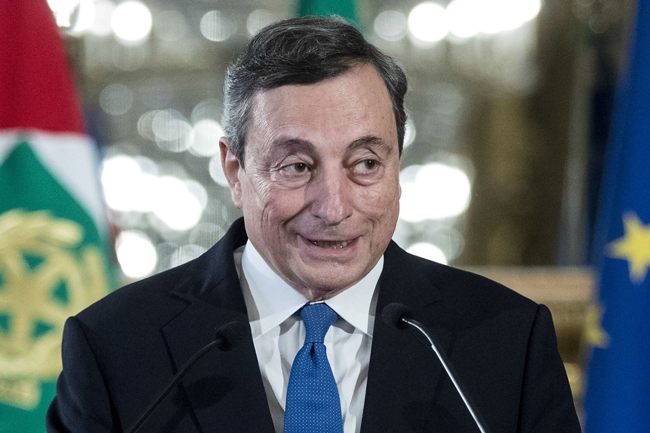 Mario Draghi pradeda formuoti naują Italijos vyriausybę