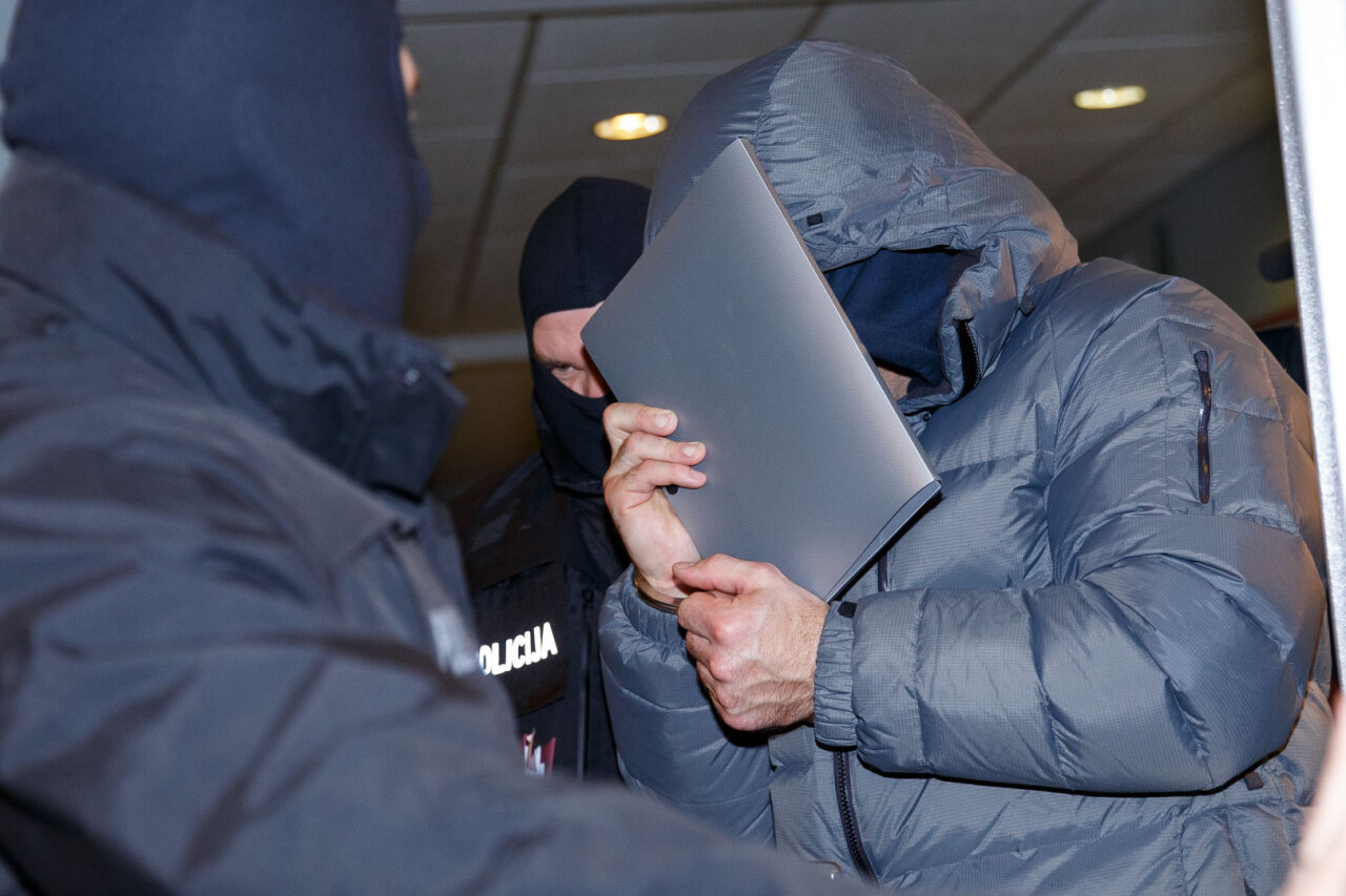 Buvęs policininkas, buvęs advokatas bei jų bendrininkas – vienoje byloje: išgirdo teisėjų verdiktą