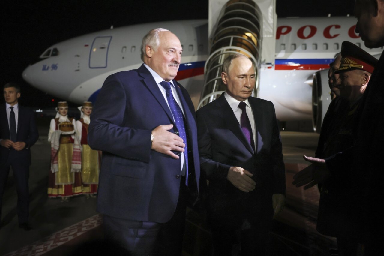 V.Putinas atvyko į Baltarusiją dviejų dienų vizito
