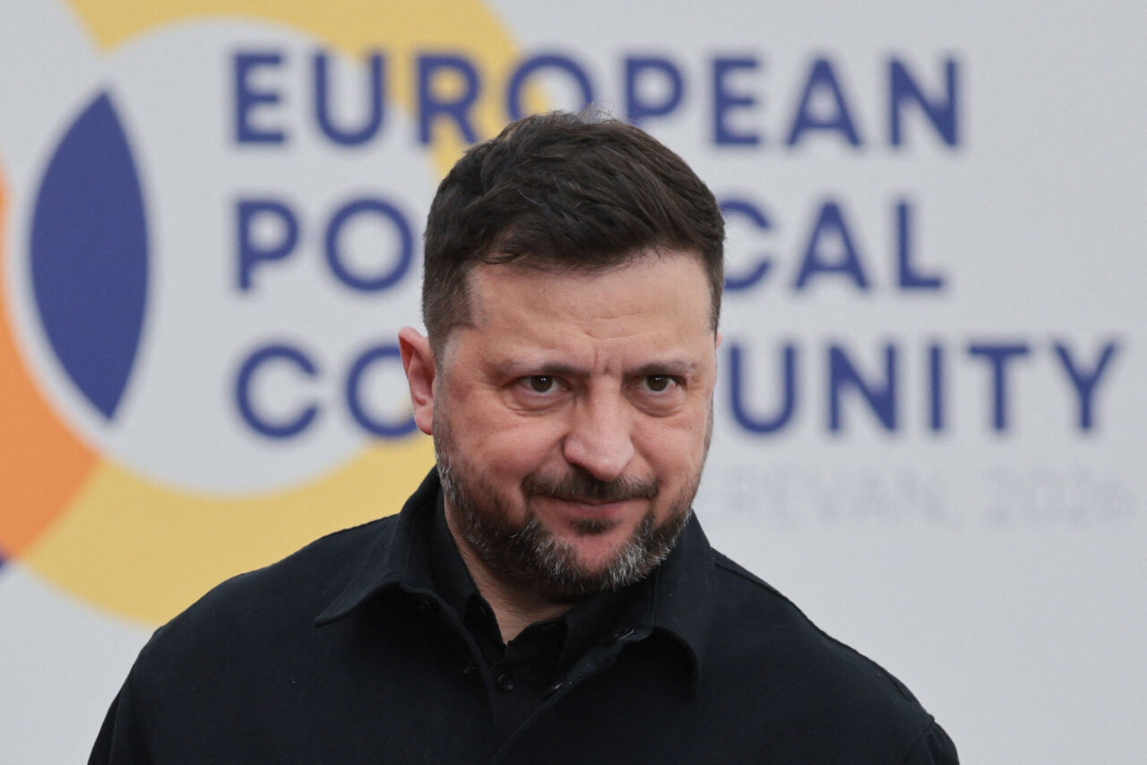 Zelenskis pasi&scaron;aipė i&scaron; Putino: įsakė kariuomenei nepulti Rusijos parado