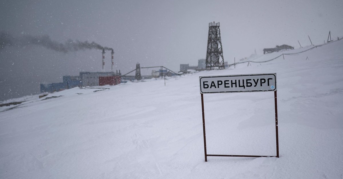 Oslo: Norge bryter ikke traktat ved å blokkere russisk last på Svalbard