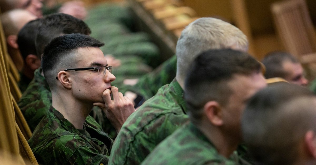 Over 600 conscripts start their service in the Lithuanian army