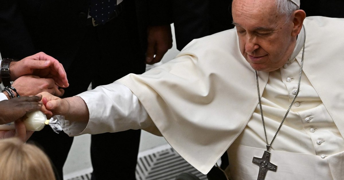 Francis deposed a US bishop who criticized his papacy